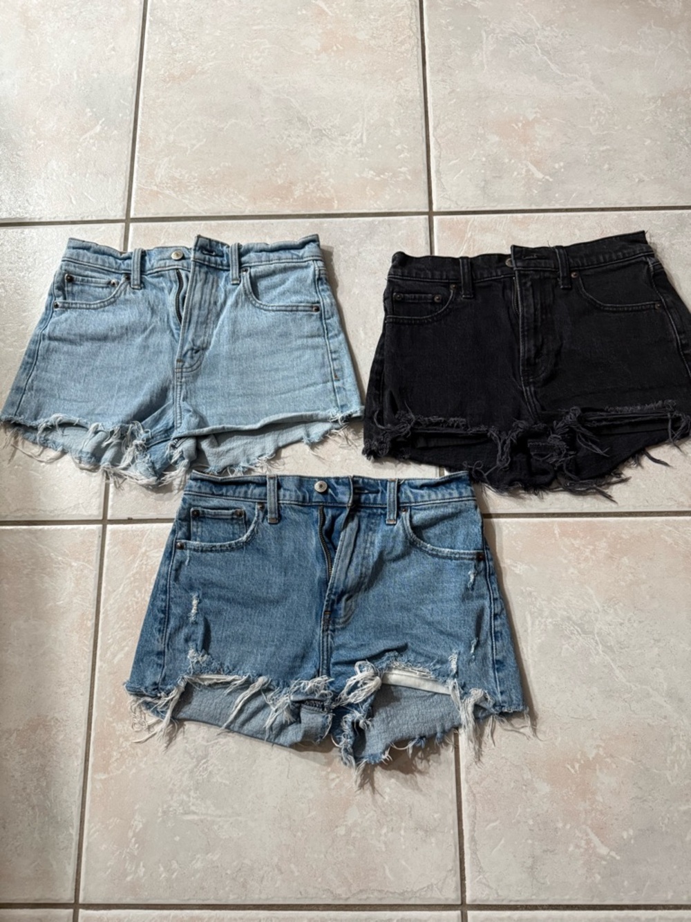 Abercrombie and fitch high rise mom shorts